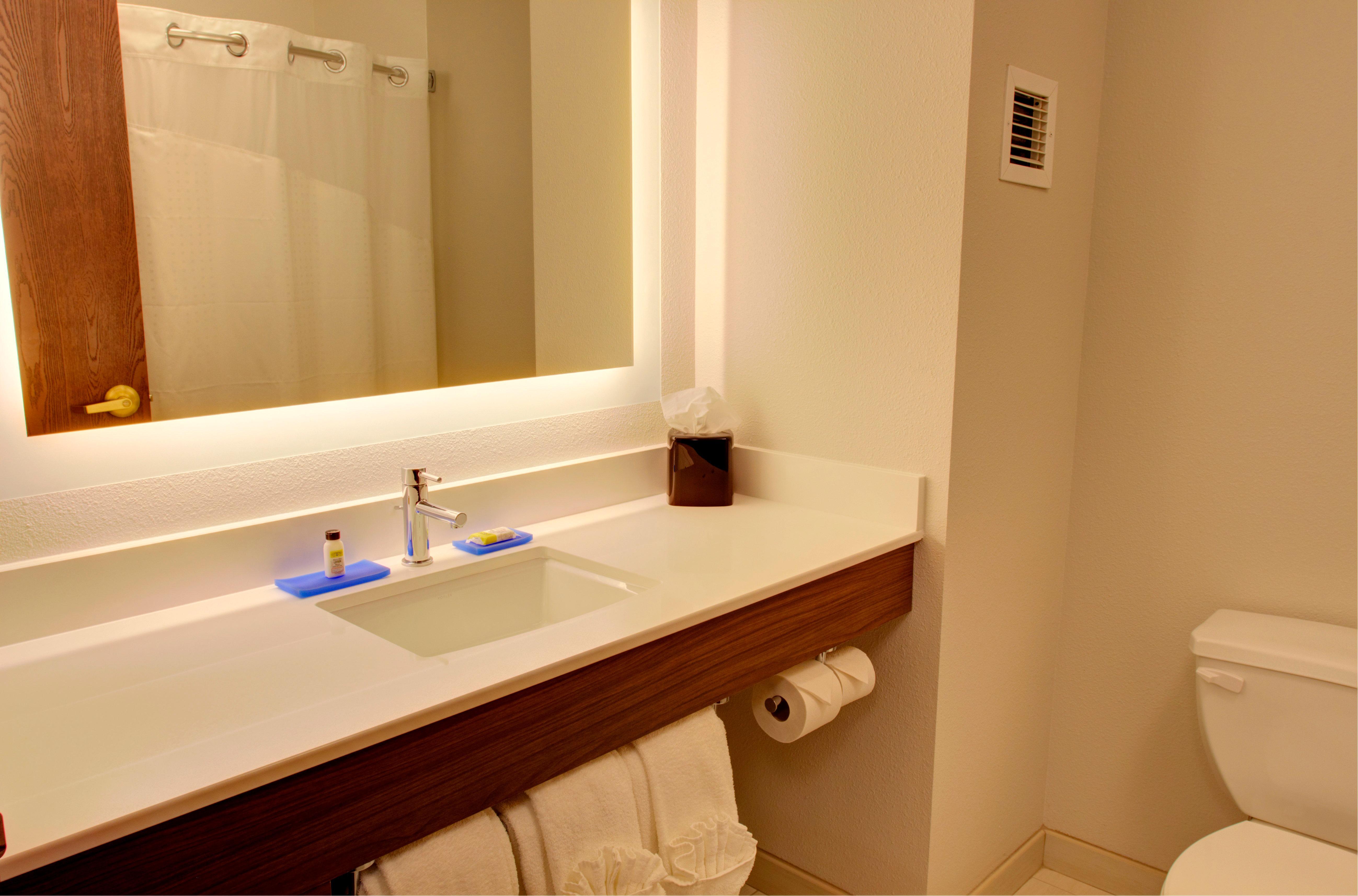 Holiday Inn Express & Suites Le Mars By Ihg Экстерьер фото