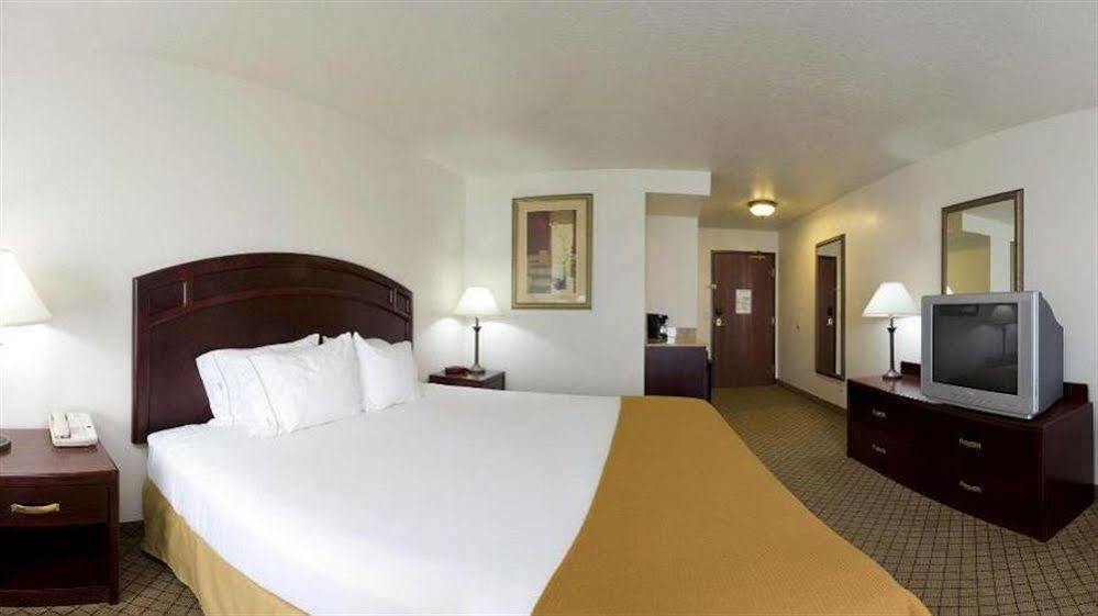 Holiday Inn Express & Suites Le Mars By Ihg Экстерьер фото